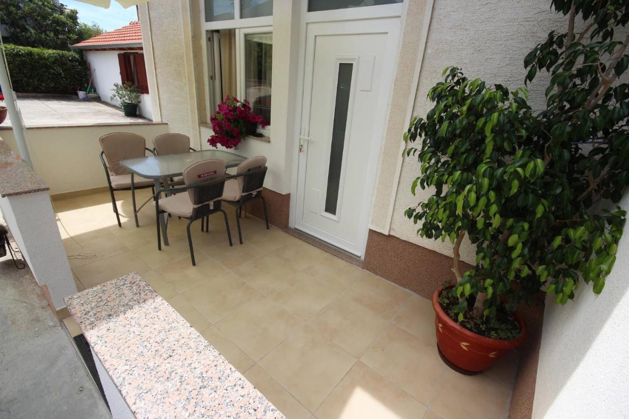 Family Apartment Mirela Borik Zadar Exterior foto